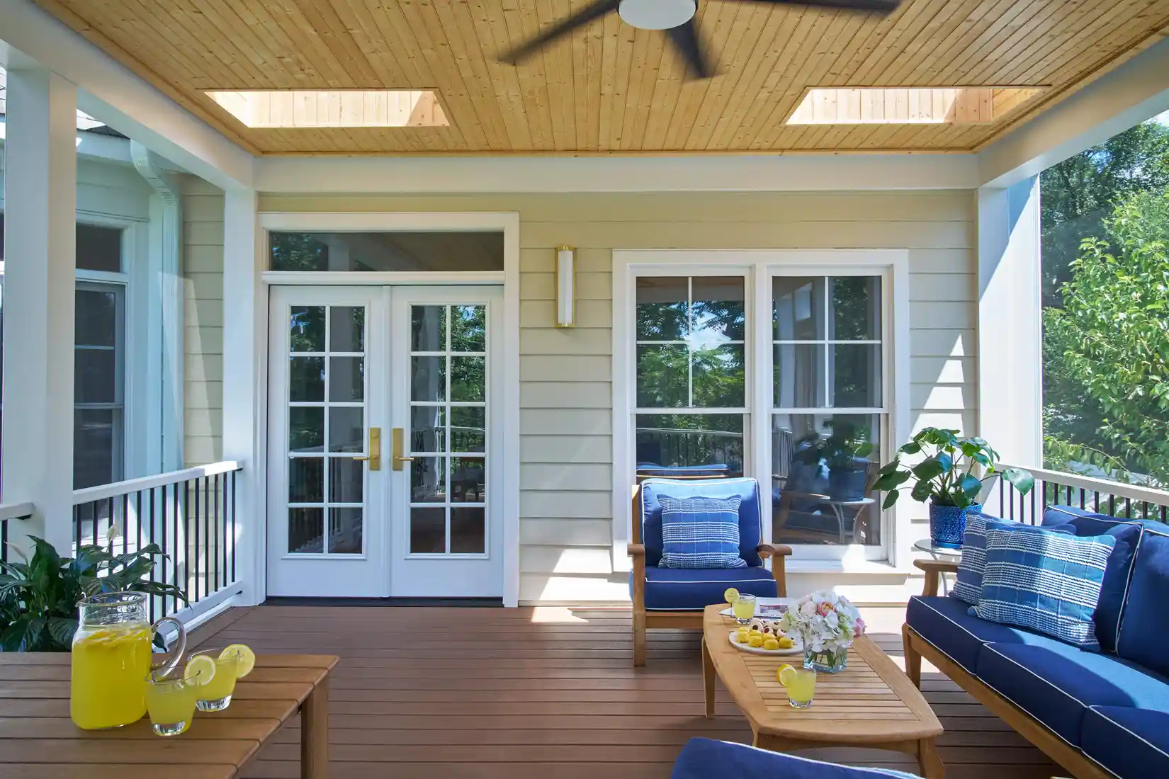 bethesdascreenedporch0112 (compressed) (resized)